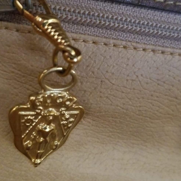 Vintage Gucci Mini Purse - Picture 4 of 4